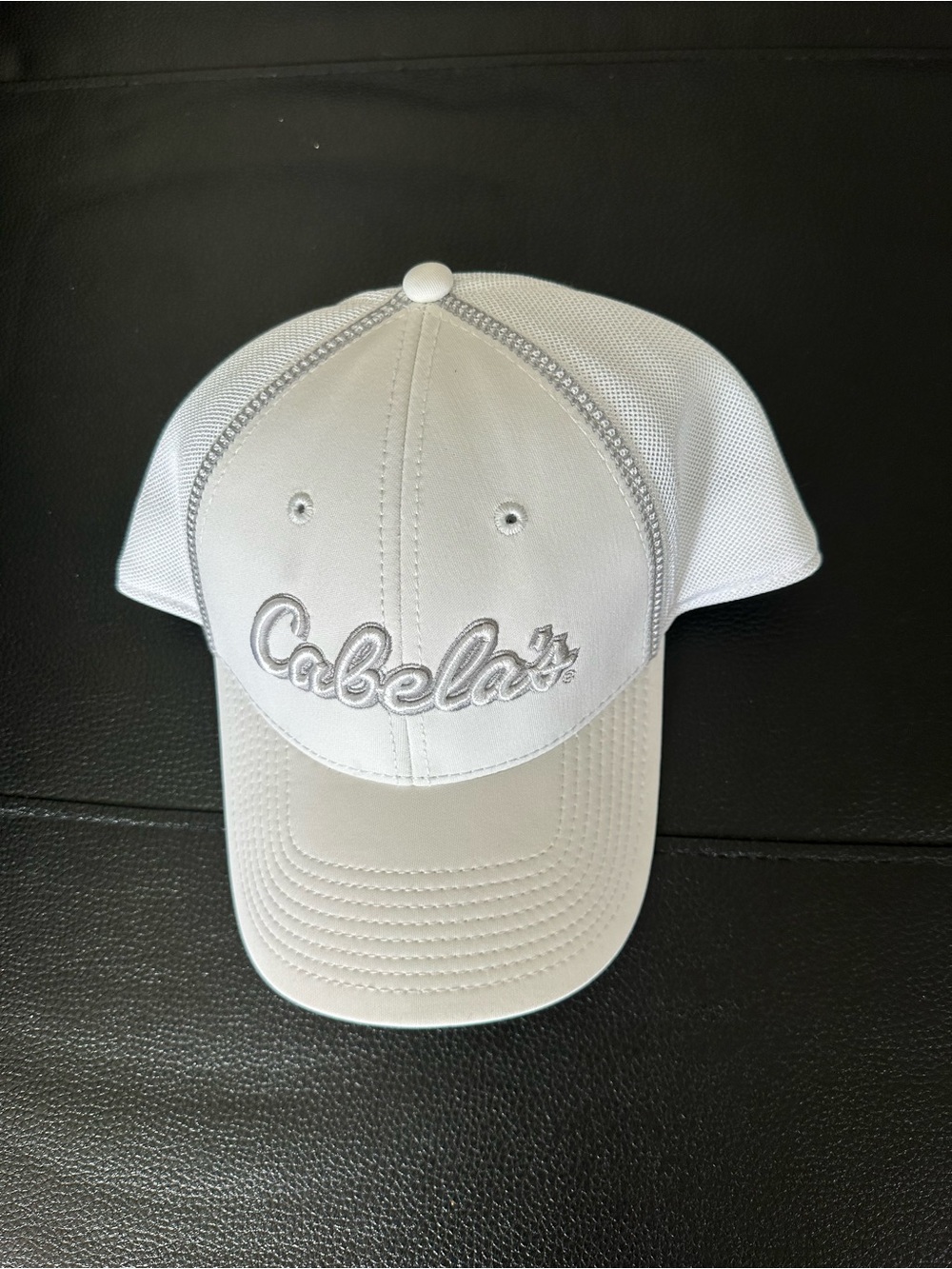 Cabela's Trucker Hat Cream White Embroidered Mesh Back Snapback Sz: L/ XL men’s